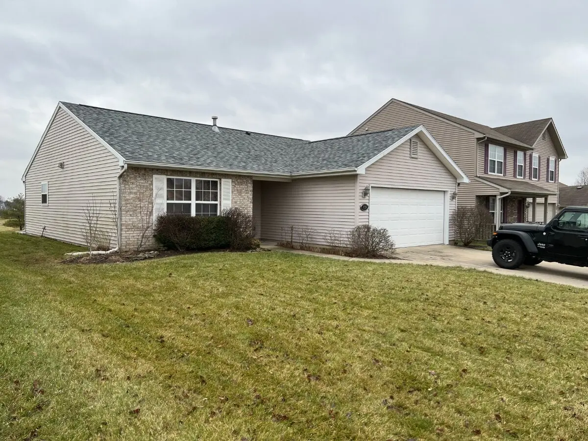 Completed shingle roof replacement on ranch home in Fort Wayne